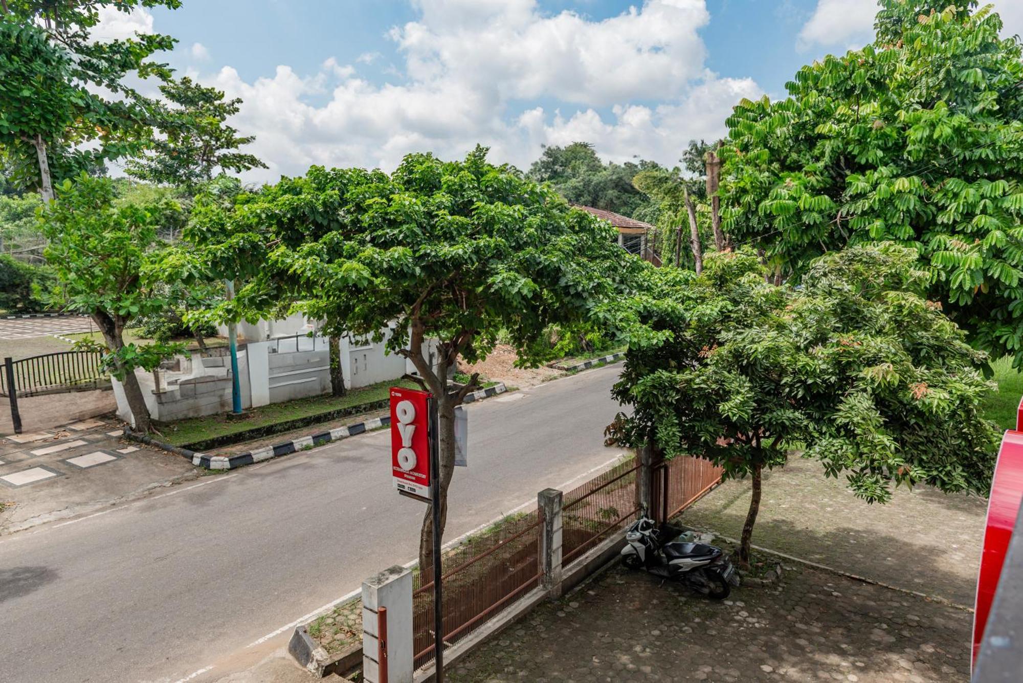 Hotel O Kambang Iwak Area Near Kambang Iwak Park Formerly Kerangga Palembang Exterior foto